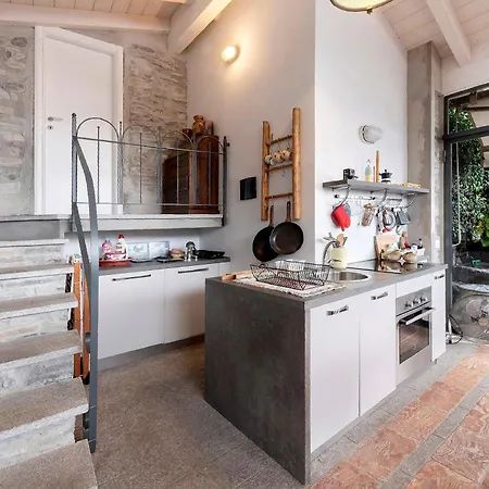 Loft E Veranda Sul Di Blevio